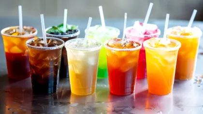 Absolut tot ceea ce bem este contaminat cu microplastice, arată un studiu