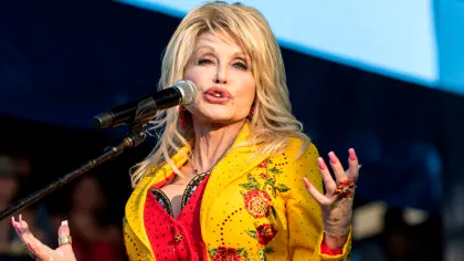 A început războiul pentru moștenirea lui Dolly Parton