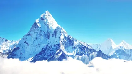 Dronele: noul aliat în curățarea gunoaielor de pe Everest
