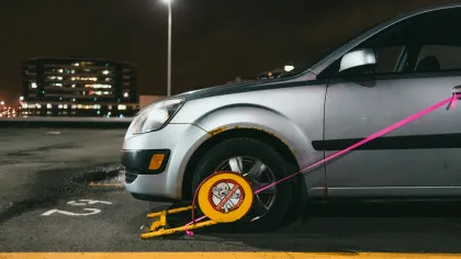 Procedură mai flexibilă pentru parcările ilegale în Sectorul 3: amendă, dar fără ridicarea mașinii, dacă șoferul răspunde la apelul polițiștilor și eliberează zona imediat