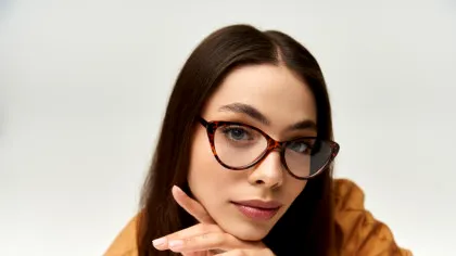Un prototip de ochelari le permite oamenilor să vadă lumina infraroșie