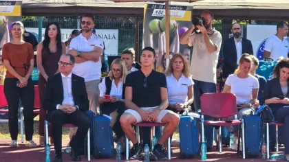 David Popovici i-a cerut lui Ilie Bolojan banii pentru sportivii medaliați la Jocurile Olimpice. Acum, a apărut o petiție online