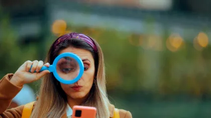 De ce social media te face să crezi că ceilalți au vieți mai reușite?