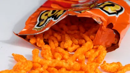 Aditivii din alimentele procesate, sub lupa cercetătorilor: ce efect au asupra microbiomului intestinal