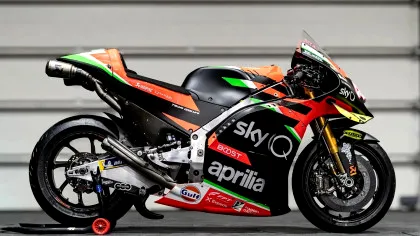 Aprilia RS-GP 20 pilotată de Aleix Espargaro, scoasă la licitație în Marea Britanie