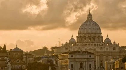 Vaticanul va returna zeci de artefacte culturale comunităților indigene din Canada