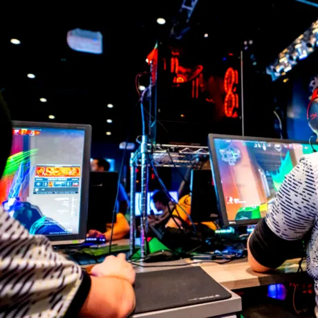 De la pasiune la profesie: totul despre eSports (P)