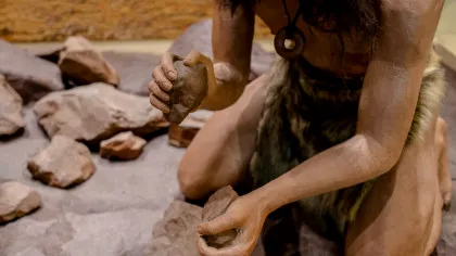 Neanderthalienii, mai creativi decât se credea