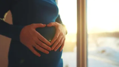 De ce tot mai multe femei aleg să devină mame singure?