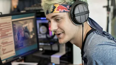 Câţi bani a primit celebrul streamer Ninja ca să uite de Twitch şi să semneze cu Mixer