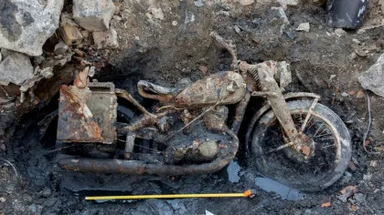 O motocicletă din cel de-Al Doilea Război Mondial a fost găsită în Dunăre
