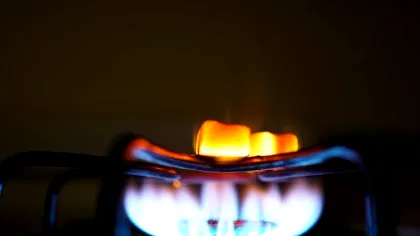 Fluctuațiile prețului la gaze: impact asupra industriei și economiei zilnice (P)