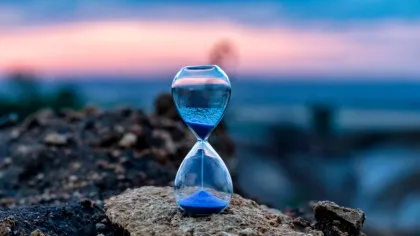 Ceasurile atomice ar putea dezvălui natura cuantică a timpului