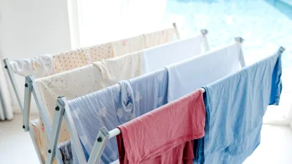 Test de cultură generală. De ce se șifonează hainele?