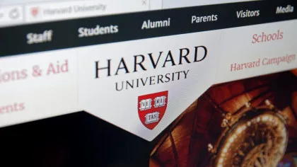 Universitatea Harvard, acuzată de cenzură după anularea unor materiale academice despre Palestina