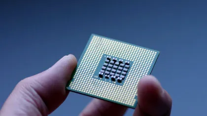 Investitorii români, concentrați pe sectorul semiconductorilor, strâns legat de industria AI – analiză companie fintech
