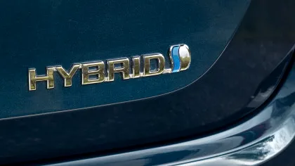 ANALIZĂ Care sunt diferențele între toate tipurile de mașini electrificate?