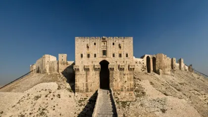 Test de cultură generală. Care este cel mai vechi castel din lume?