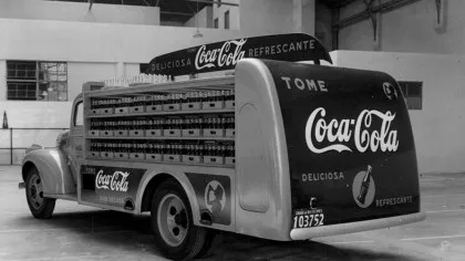 Astăzi se împlinesc 140 de ani de când lumea a făcut cunoștință cu băutura Coca-Cola