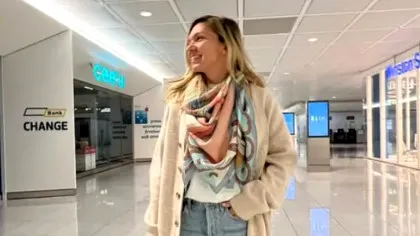 FOTO. Simona Halep, cu abdomenul la vedere, a atras toate privirile la Dubai! Cum arată fostul lider WTA la 8 luni după retragere