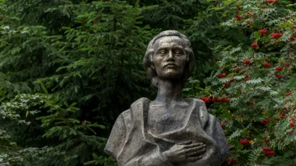 Moartea misterioasă a geniului Eminescu sau cine a vrut să îl facă nebun?