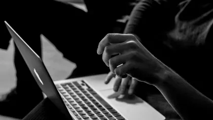 Peste 80% dintre companii au implementat inteligența artificială pentru soluții de sustenabilitate