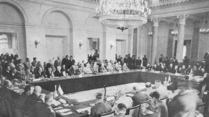 Ziua în care România a devenit unul dintre sateliţii Moscovei. Ce prevedea TRATATUL înrobitor