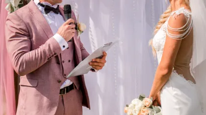 De ce aleg cuplurile să își reînnoiască jurămintele de căsătorie?