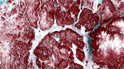 Un crater din Canada, numit și „Ochiul din Quebec”, arată extrem de ciudat