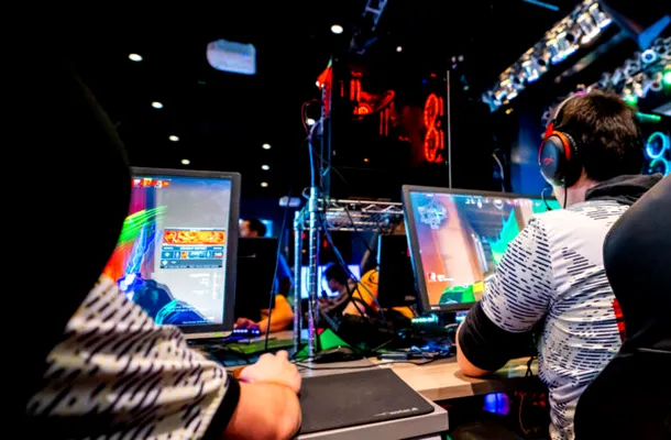 De la pasiune la profesie: totul despre eSports (P)