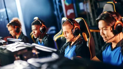 STUDIU: 87% din gamerii adulți au fost hărțuiți online. Top 10 jocuri periculoase