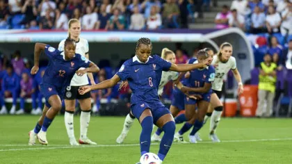 Transfer record în fotbalul feminin mondial