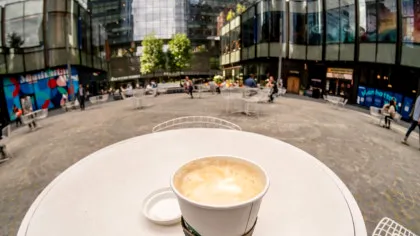 Starbucks a bătut palma pentru o tranzacție de 4 miliarde de dolari