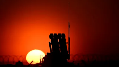 BREAKING România acordă Raytheon un contract de 168 de milioane de dolari pentru echipamente aferente sistemului de apărare aeriană Patriot