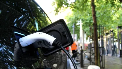 Startup-urile din domeniul vehiculelor electrice își exprimă îngrijorarea față de relaxarea obiectivelor UE privind tranziția auto