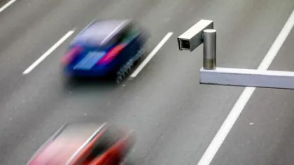 Guvernul amână implementarea sistemului e-Sigur / Când ar putea fi operaționale radarele fixe pe drumurile naționale și autostrăzi