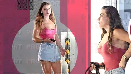 Și-a etalat Rolexul şi geanta Louis Vuitton de peste 14.000 de euro în drum spre Bebe Tei! Imagini exclusive