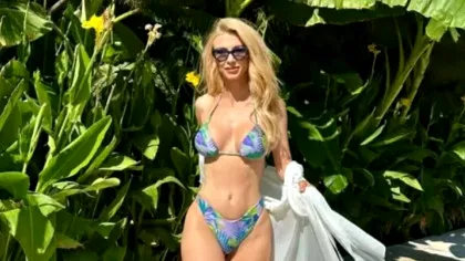 FOTO. Andreea Bălan, apariție incendiară în costum de baie. Imagini fără inhibiții