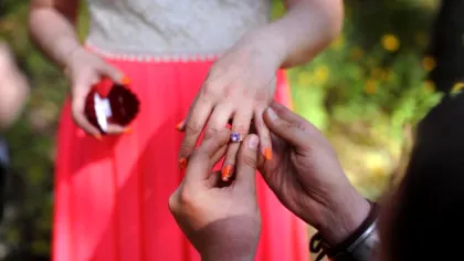 BANCUL ZILEI. – Bulă, tu te-ai culcat cu logodnica ta înainte de nuntă?