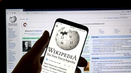 De ce o pagină de pe Wikipedia a fost blocată pentru editare