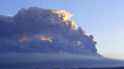 Un vulcan a erupt în Orientul Îndepărtat Rus în urma cutremurului de 8,8