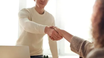 AI-ul ar putea pune capăt învățării la locul de muncă pentru tineri, iar efectele ar fi extrem de grave