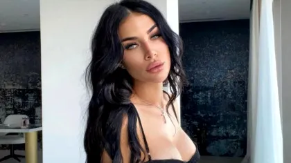 FOTO. Fiica lui Ion Țiriac, apariție în bikini. Moştenitoarea imperiului s-a distrat de minune: „Uite, mamă!”