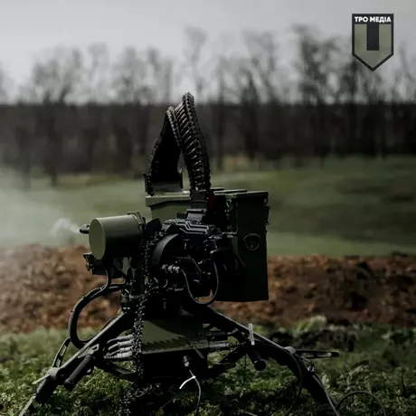 Armata ucraineană folosește o consolă Steam Deck pentru a controla o mitralieră