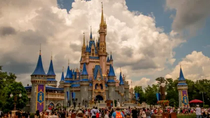 Unde va fi construit primul parc tematic Disney din Orientul Mijlociu?