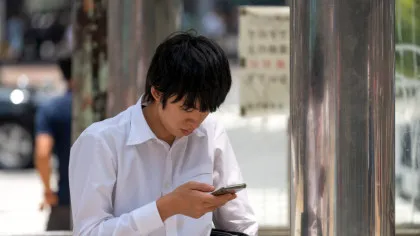 Unele dintre cele mai populare aplicații din App Store, eliminate în China la ordinul autorităților