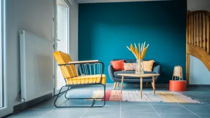 Cum influențează culoarea pereților energia din locuință – de ce vopseaua lavabilă nu este doar despre estetică (P)