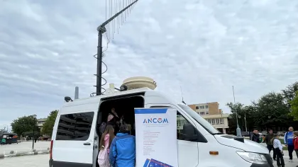 Concedierile de la ANCOM au fost blocate de sindicat și de peste cei 300 de angajați vizați / Noua organigramă a instituției a fost suspendată