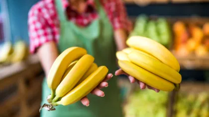 Bananele care nu se mai înnegresc după ce sunt tăiate, așteptate în magazinele din Marea Britanie
