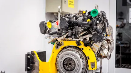 RAPORT Dacia și Škoda au vândut cele mai multe mașini cu motoare cu ardere internă / Hibridele reprezintă 44% din vânzările la nivel european